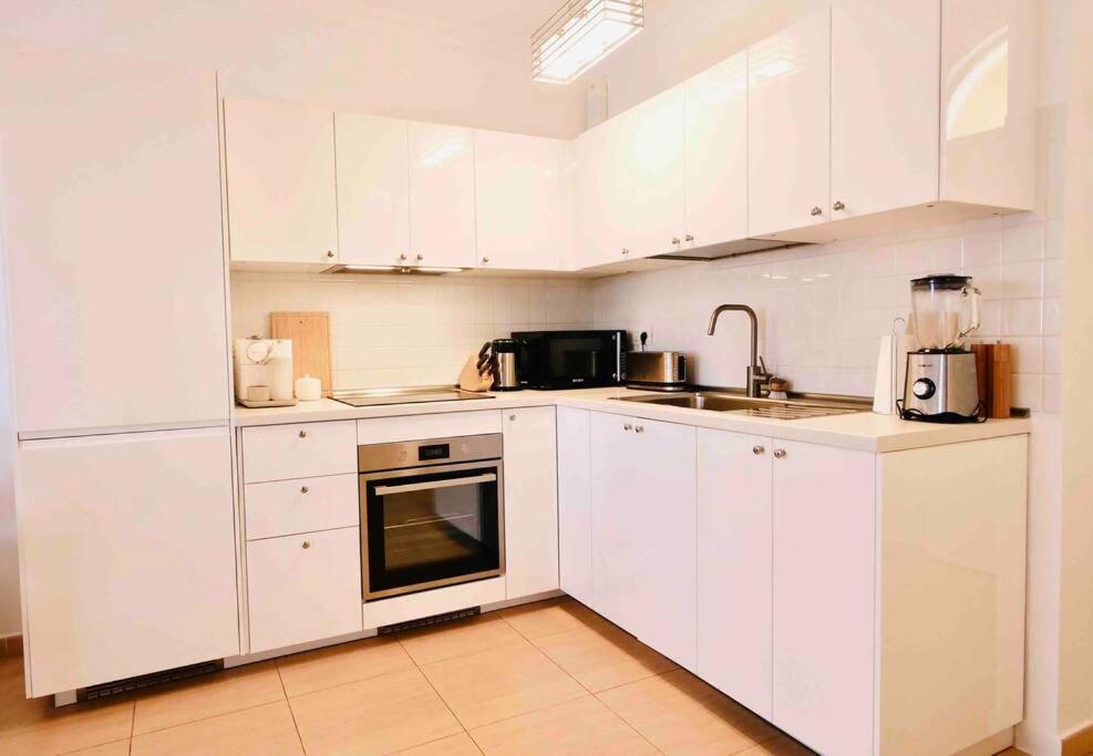 Costa Adeje, 2 Bedrooms Apartment エクステリア 写真