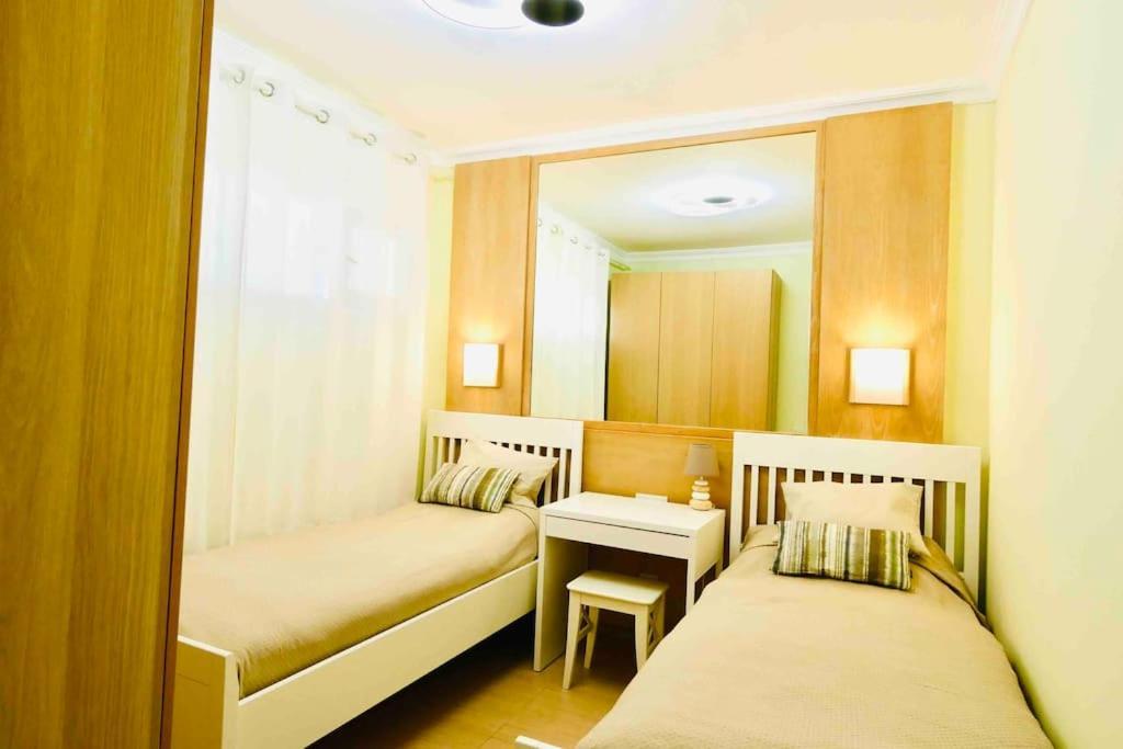 Costa Adeje, 2 Bedrooms Apartment エクステリア 写真