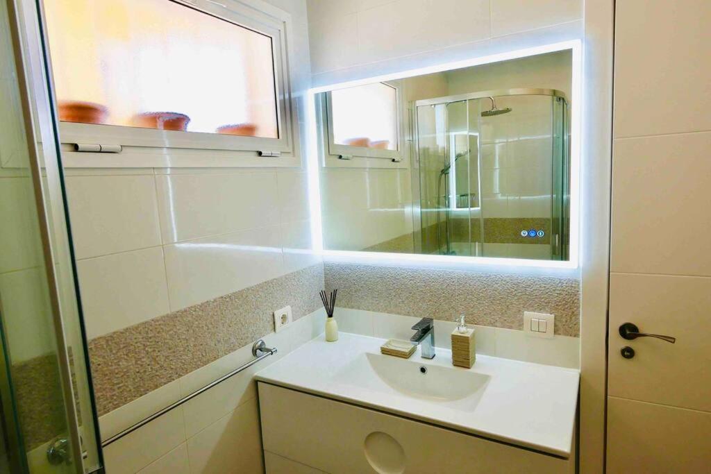 Costa Adeje, 2 Bedrooms Apartment エクステリア 写真